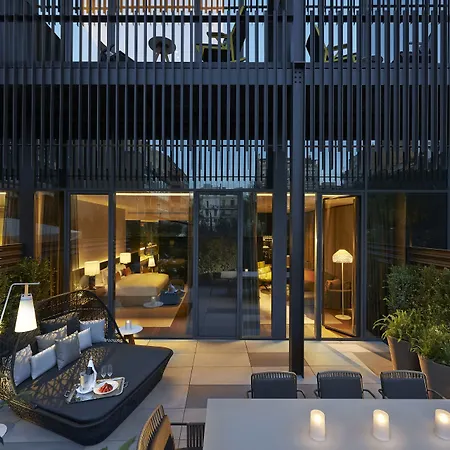 Mandarin Oriental,