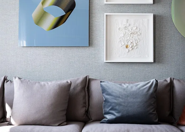 Mandarin Oriental, Hotel